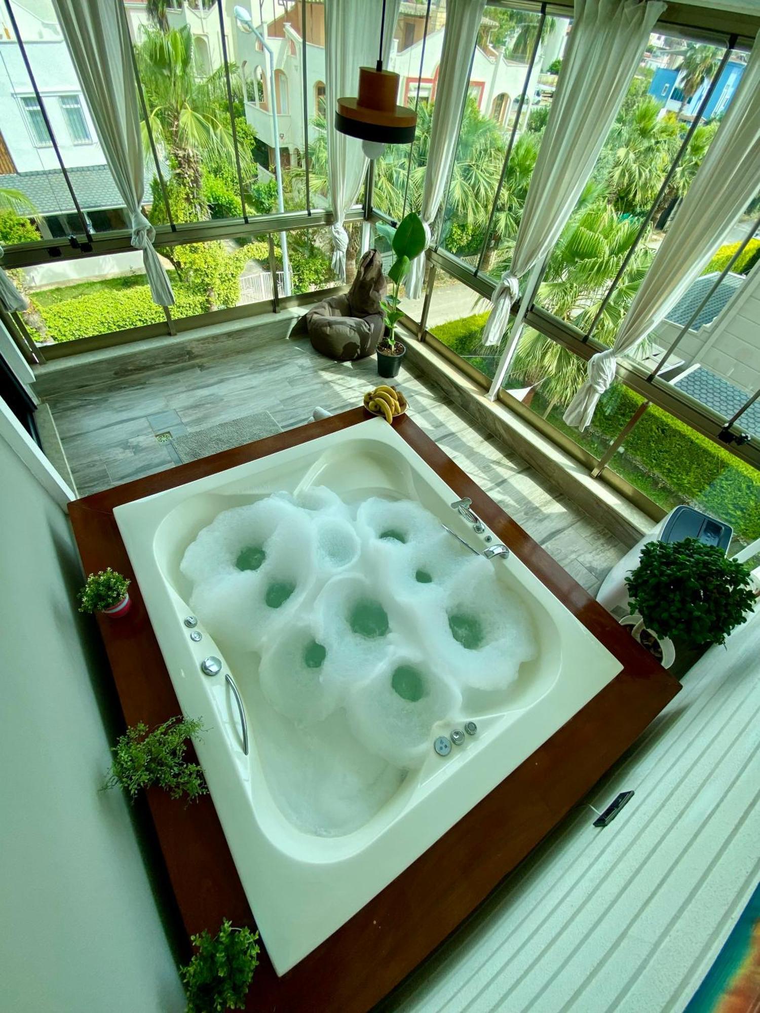Villa Annabell1 With Swimming Pool And Jacuzzi, 3 Floors Белек Екстер'єр фото